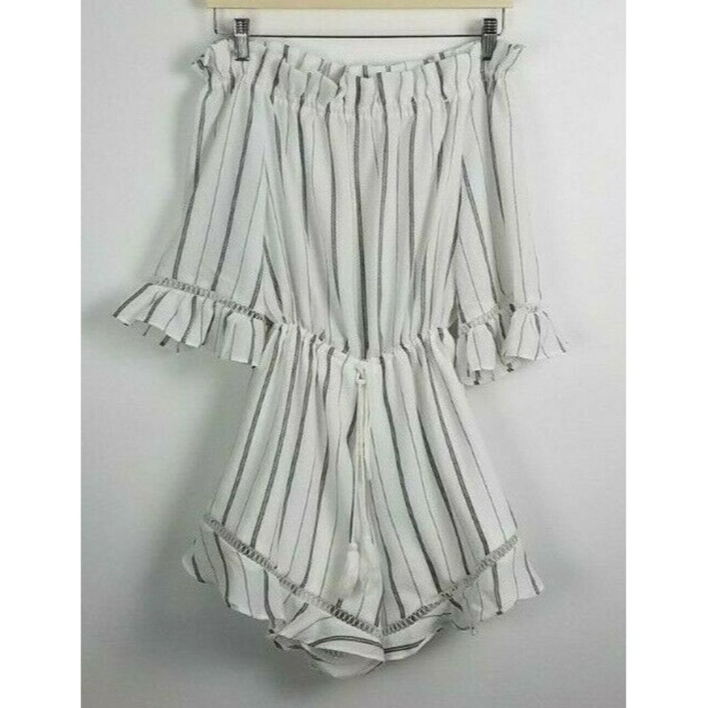 L'Atiste By Amy Sz. L Black & White Stripe Off The Shoulder Romper Elastic Waist